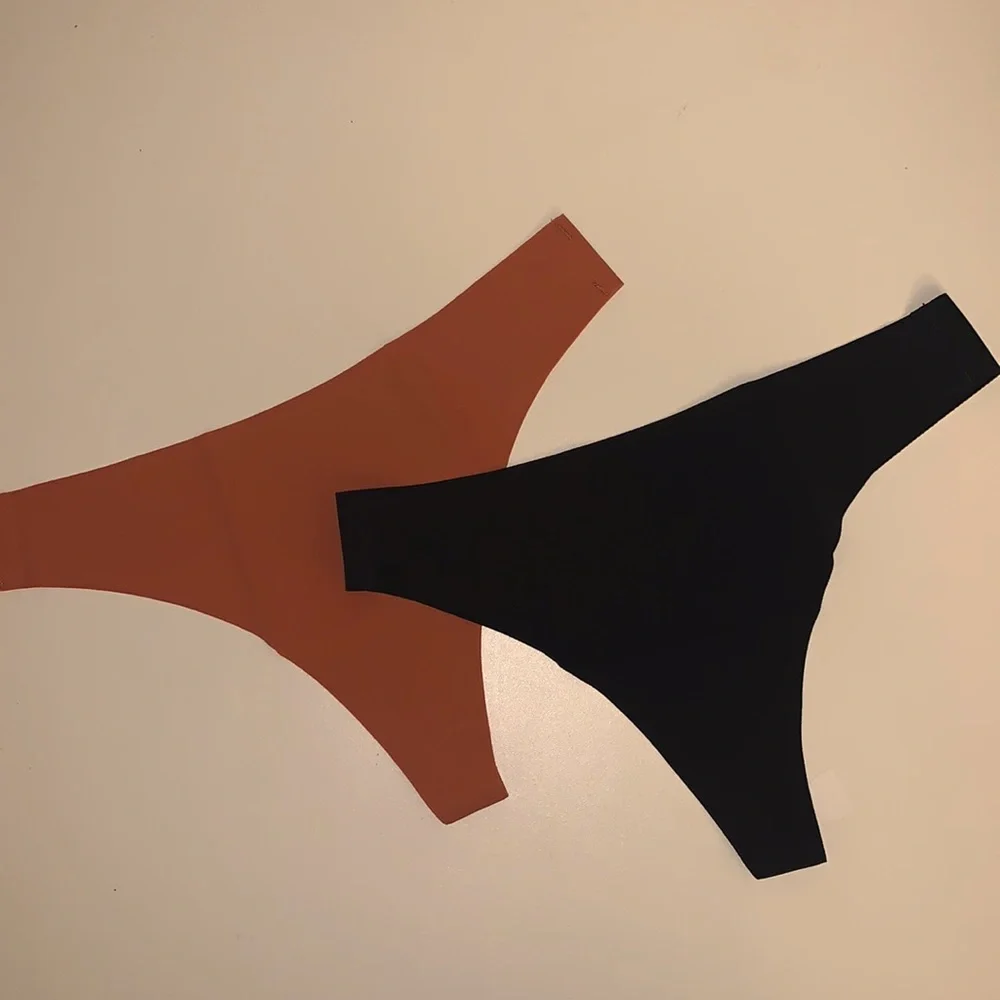 NWT Two Pair Seamless Thong Panties - Picture 1 of 2